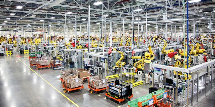 Fanuc Robots on Factory Floor to Automate Production